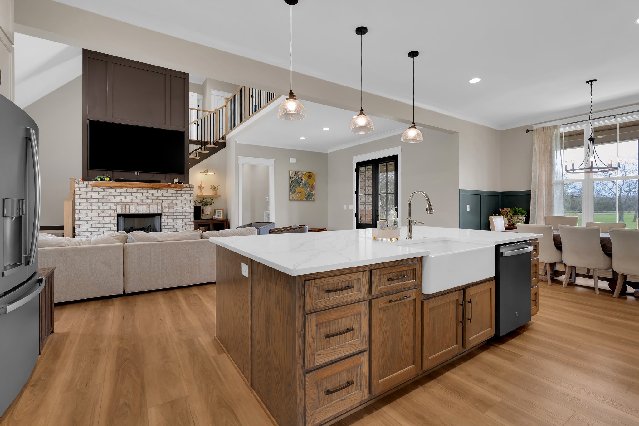 8346 Midland Rd