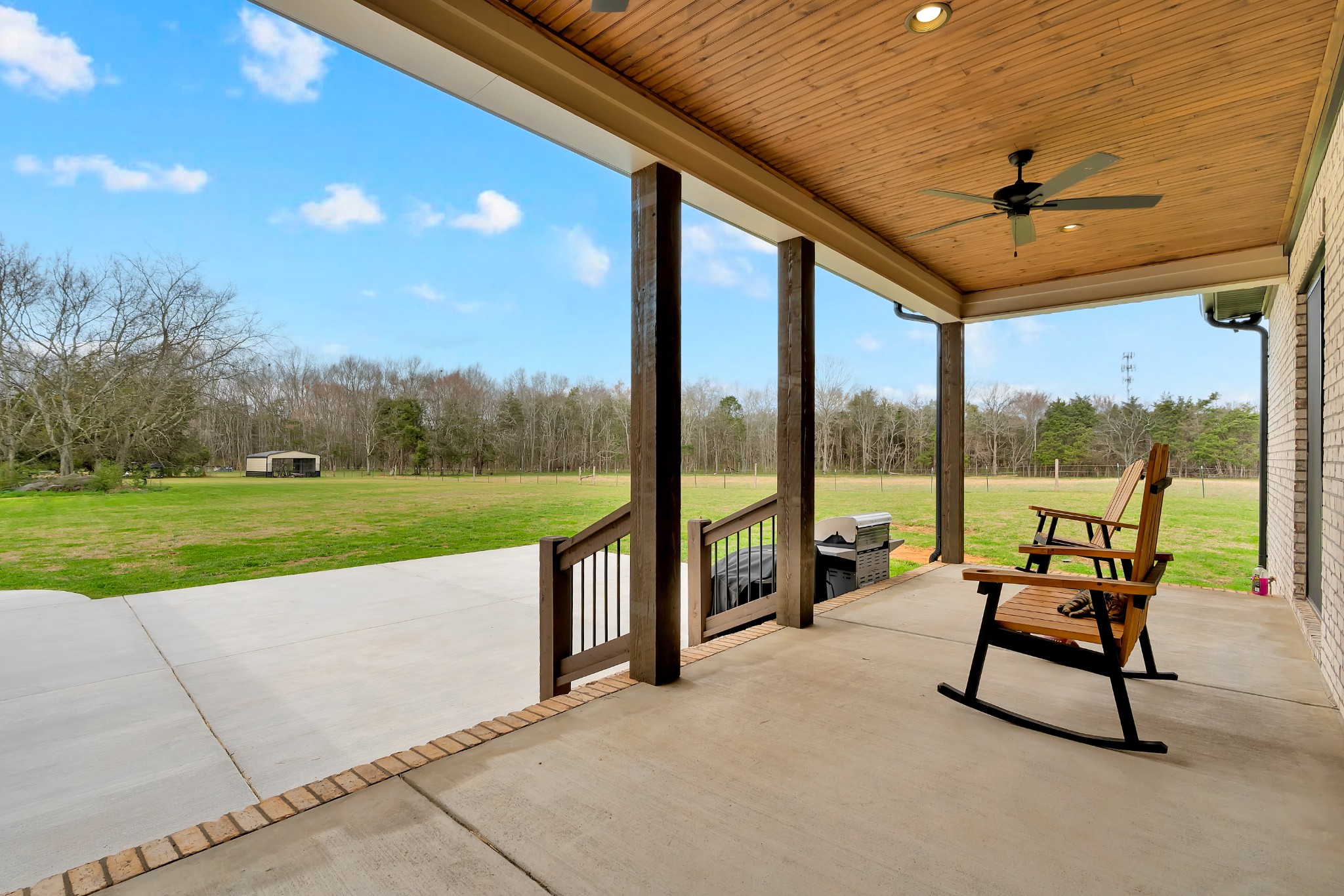 8346 Midland Rd