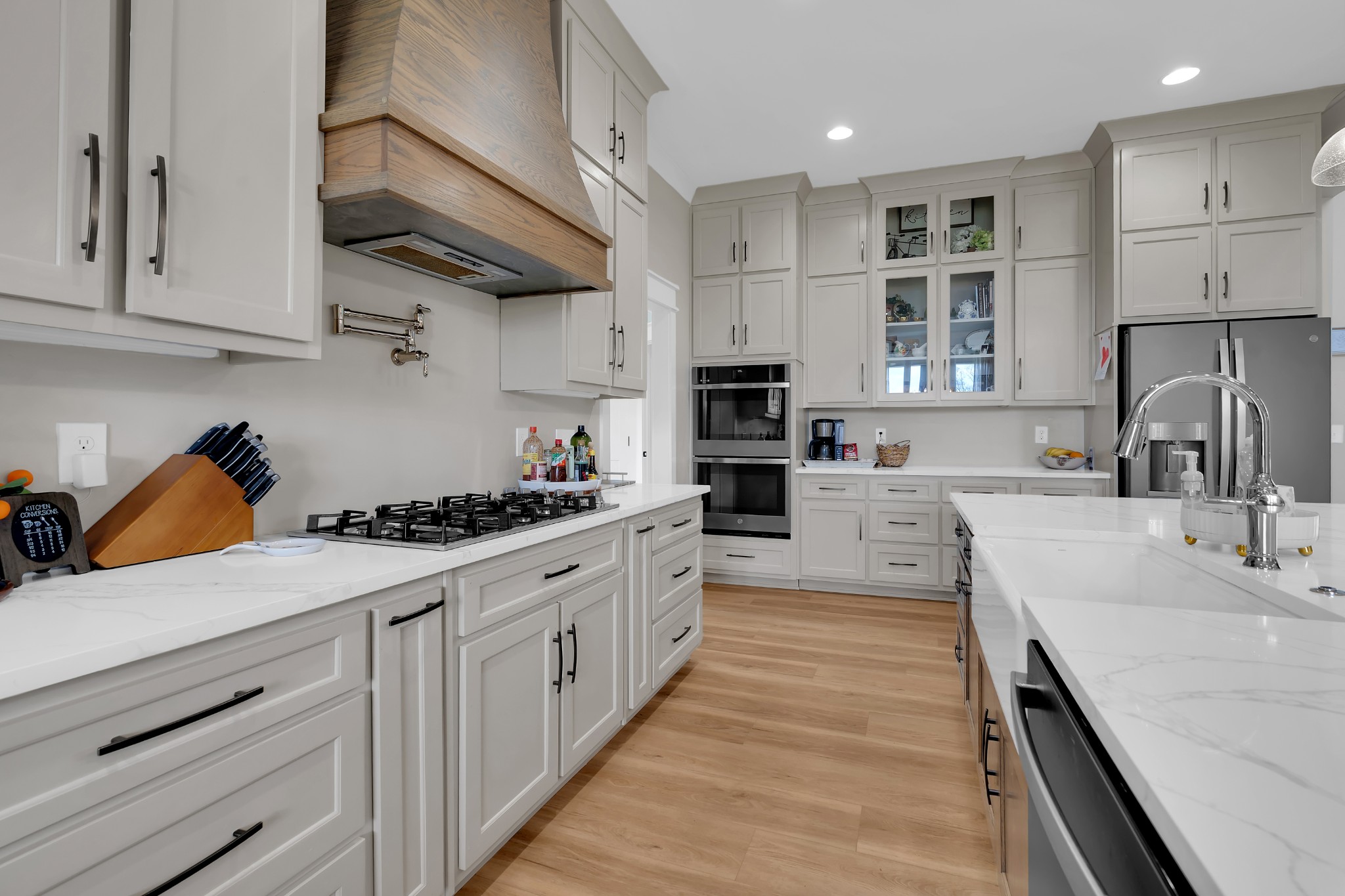 8346 Midland Rd