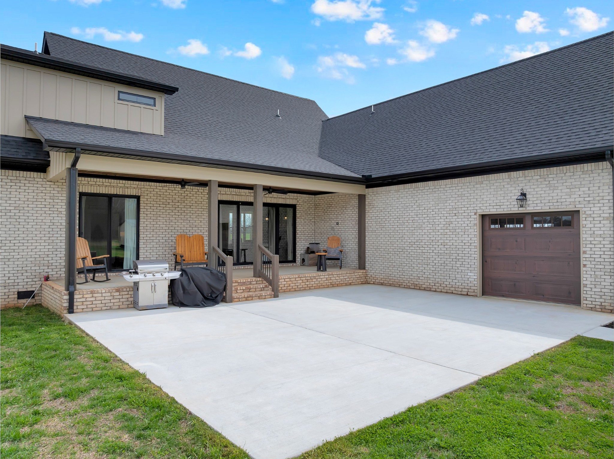 8346 Midland Rd