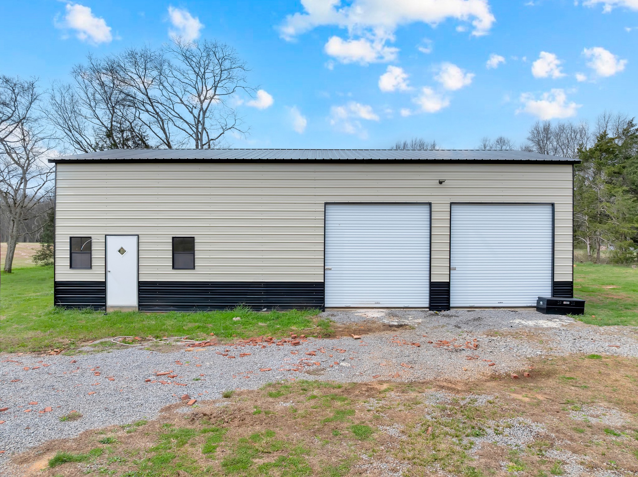 8346 Midland Rd