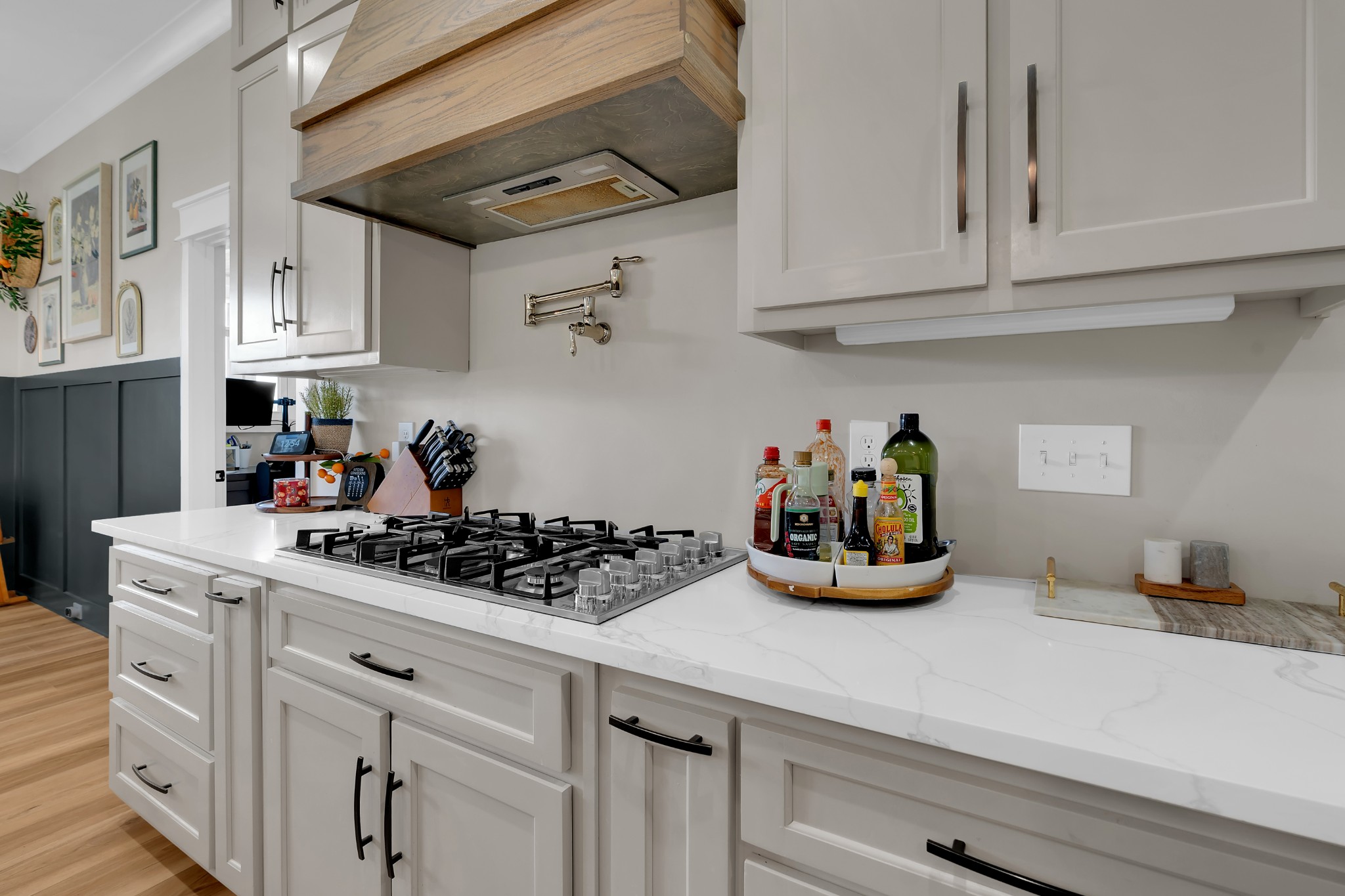 8346 Midland Rd
