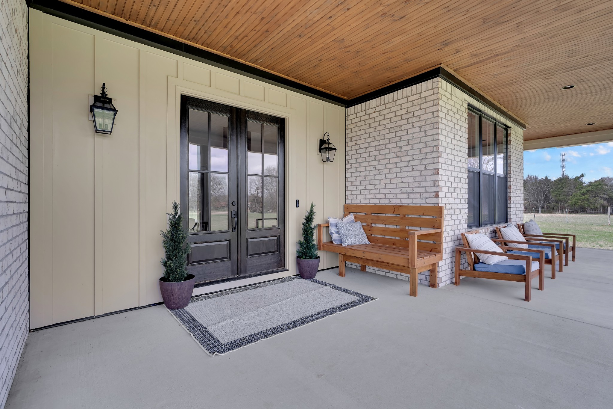 8346 Midland Rd