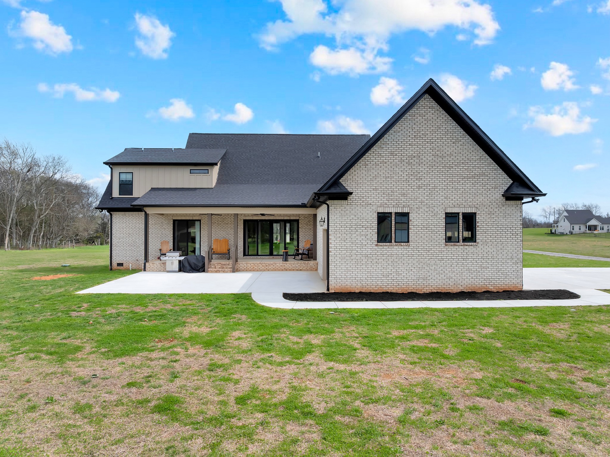 8346 Midland Rd