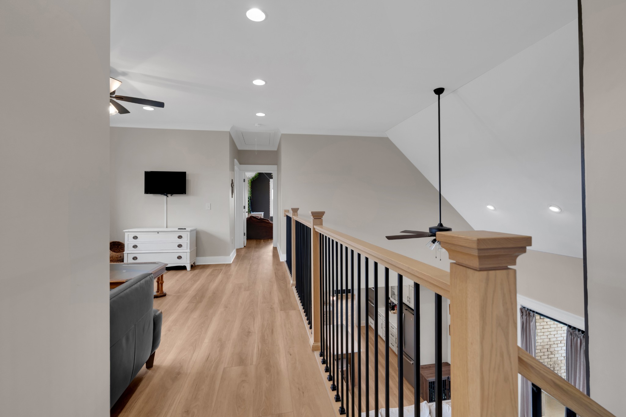 8346 Midland Rd