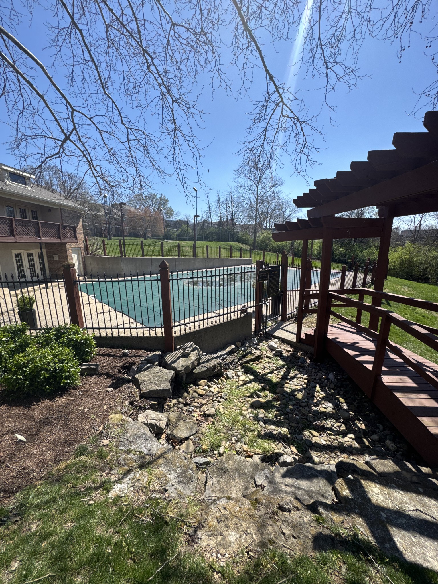 107 Villa View Ct