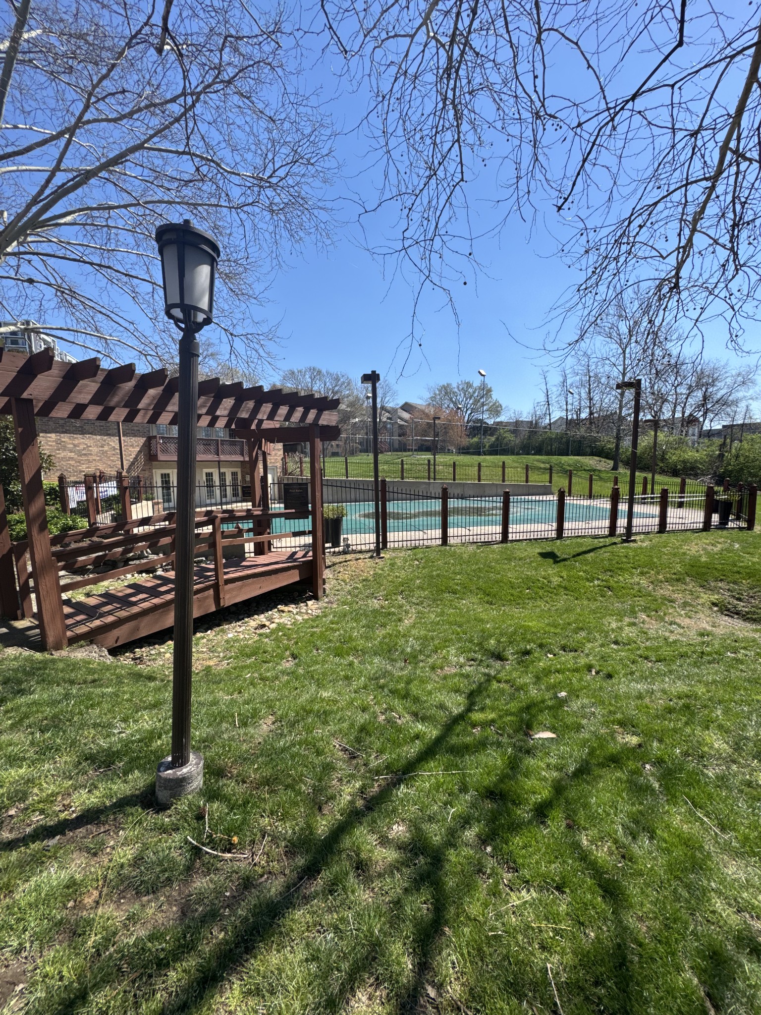 107 Villa View Ct