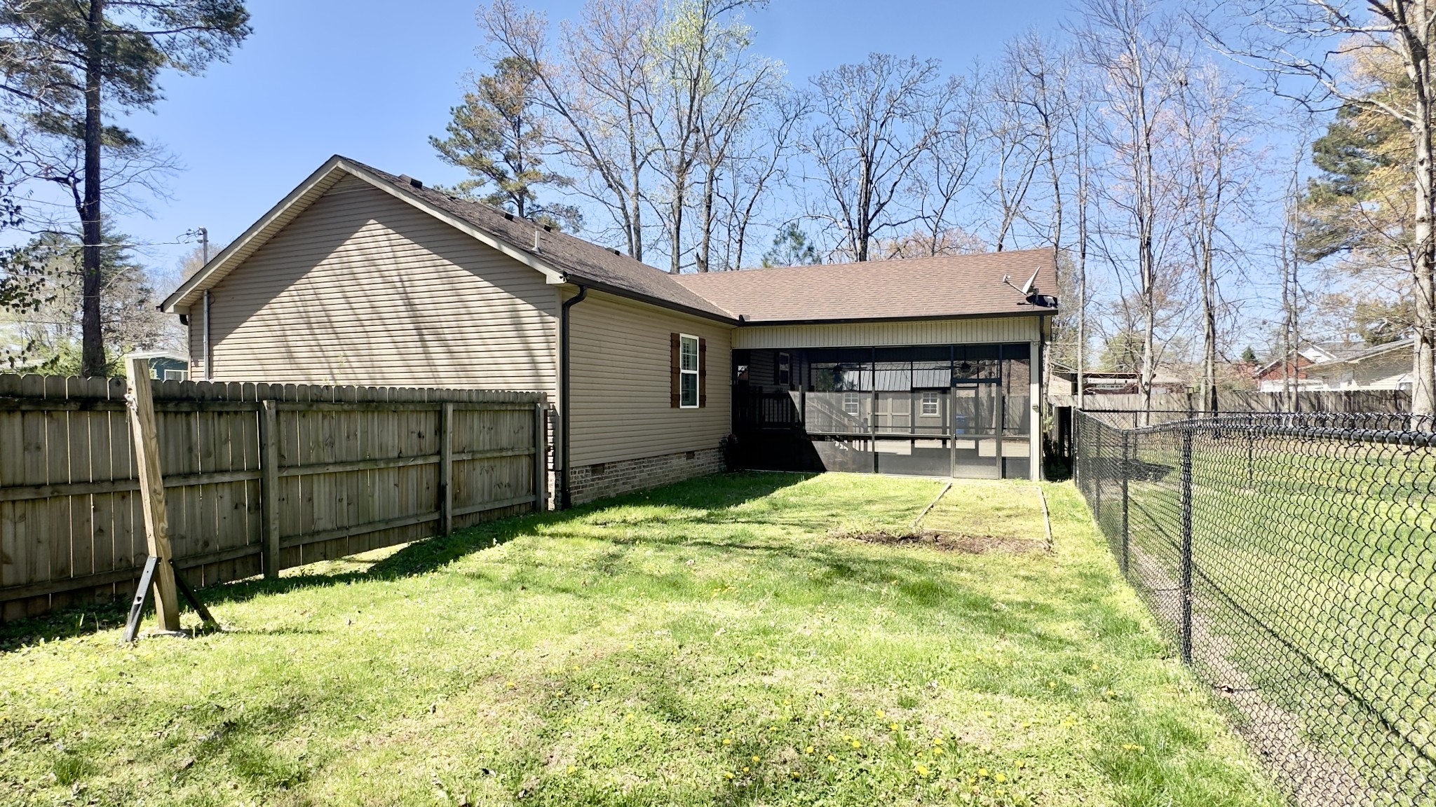 367 Stillwood Dr
