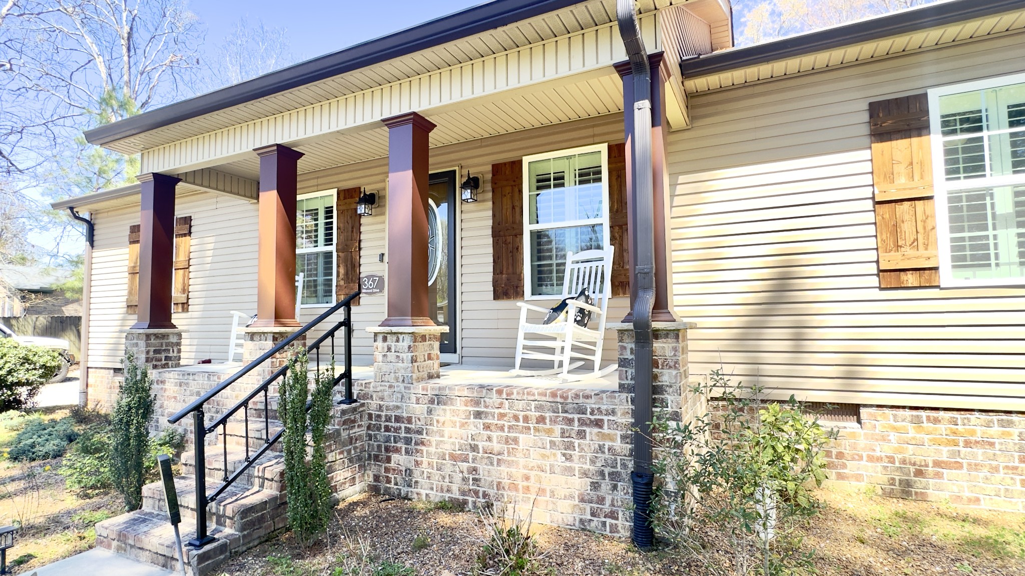 367 Stillwood Dr