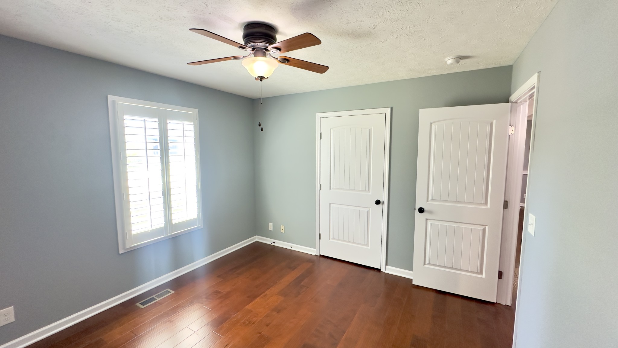 367 Stillwood Dr