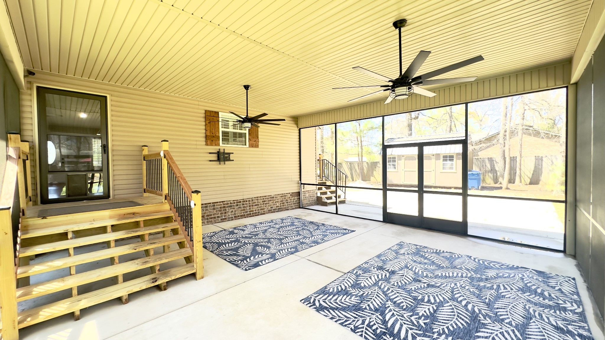 367 Stillwood Dr