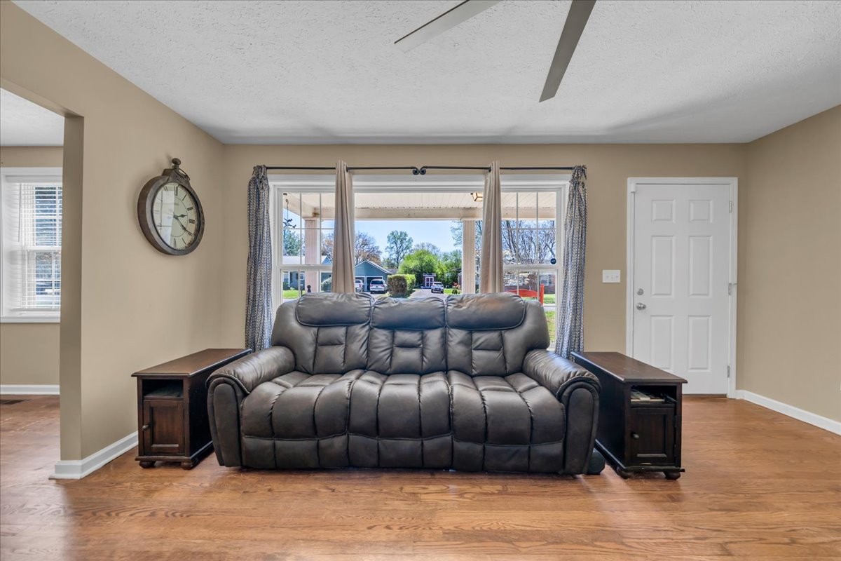 317 Druid Ln