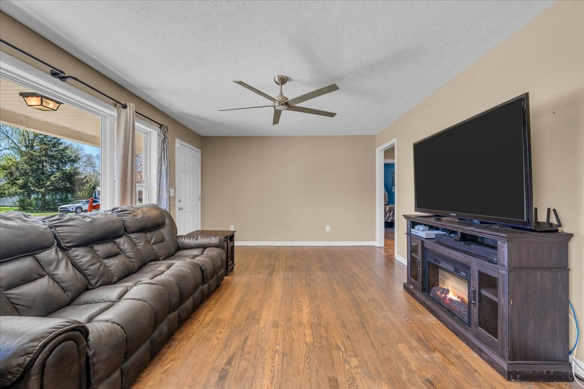317 Druid Ln