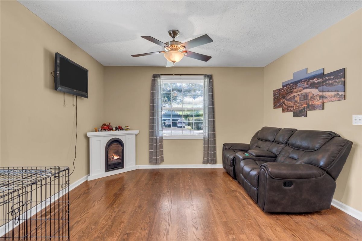 317 Druid Ln