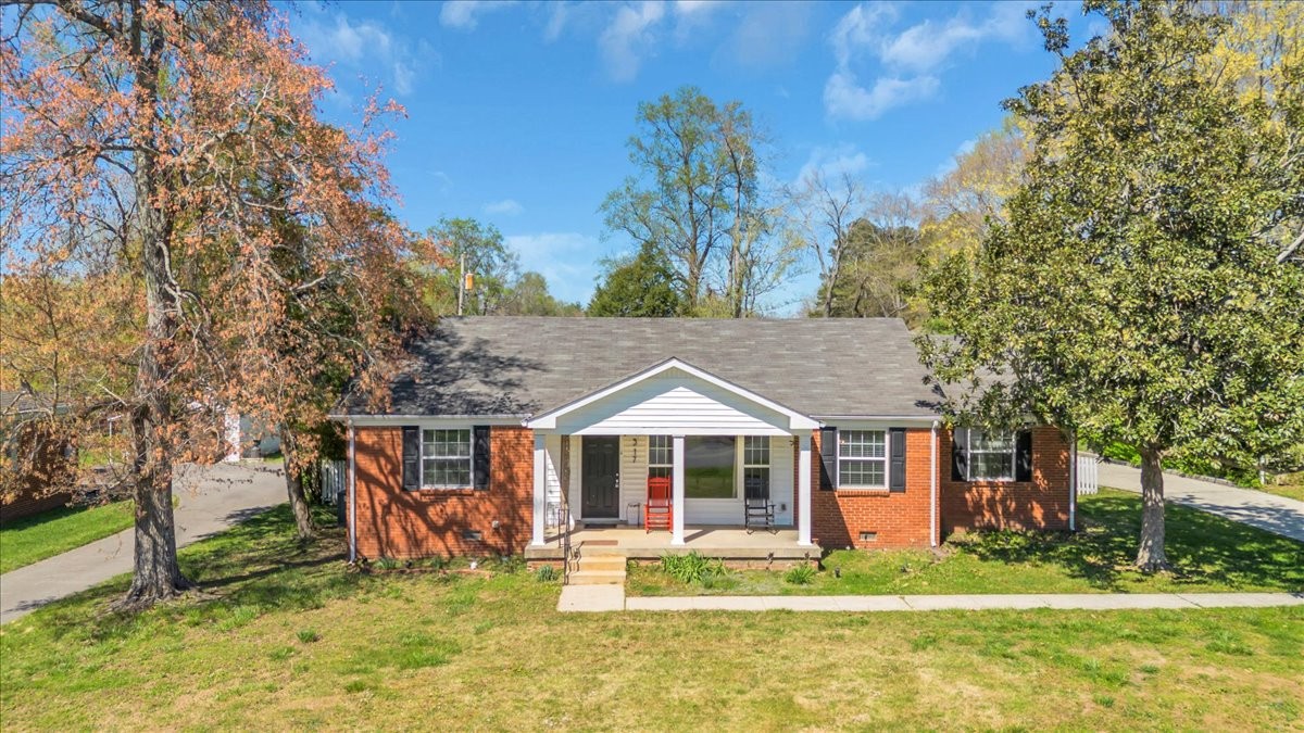 317 Druid Ln