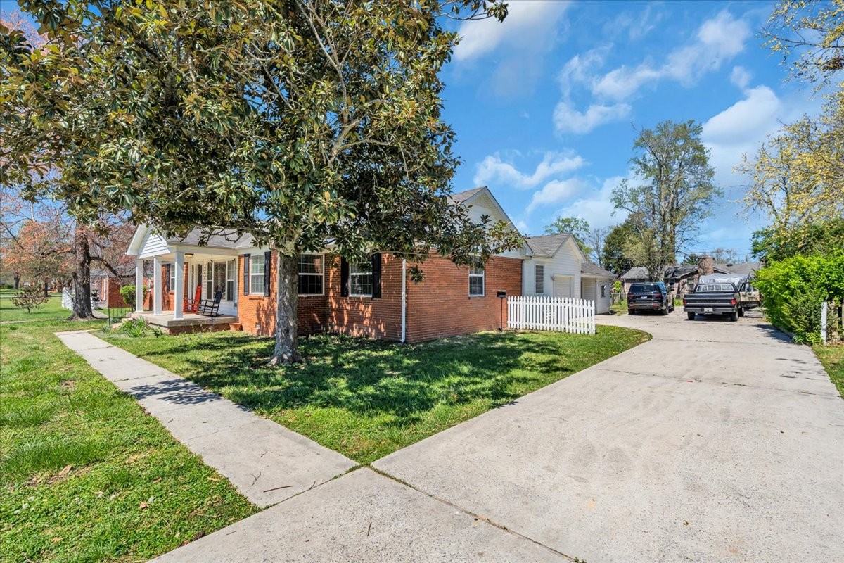 317 Druid Ln