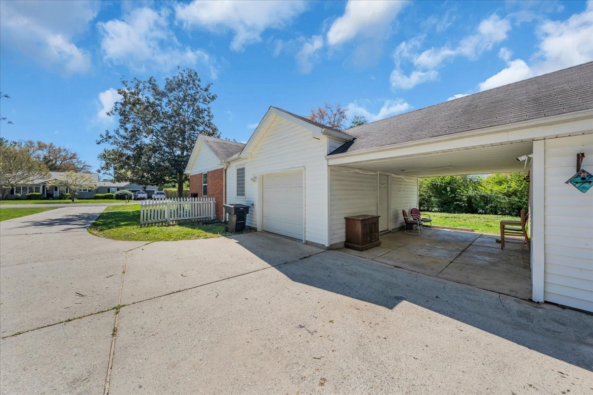 317 Druid Ln