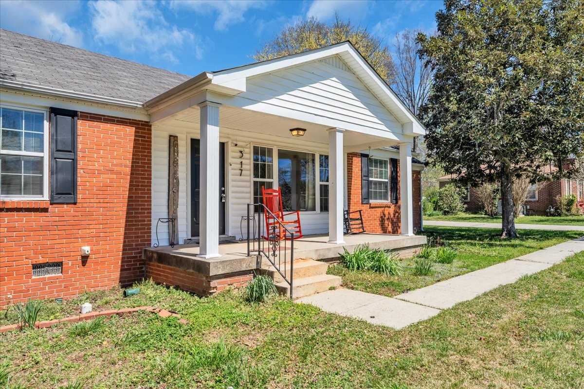 317 Druid Ln