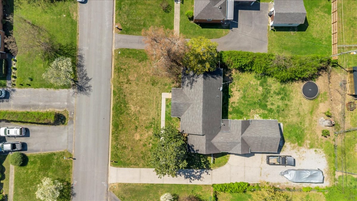 317 Druid Ln
