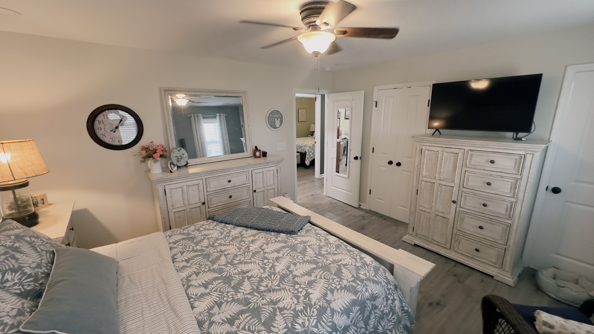 221 Jackson Cir