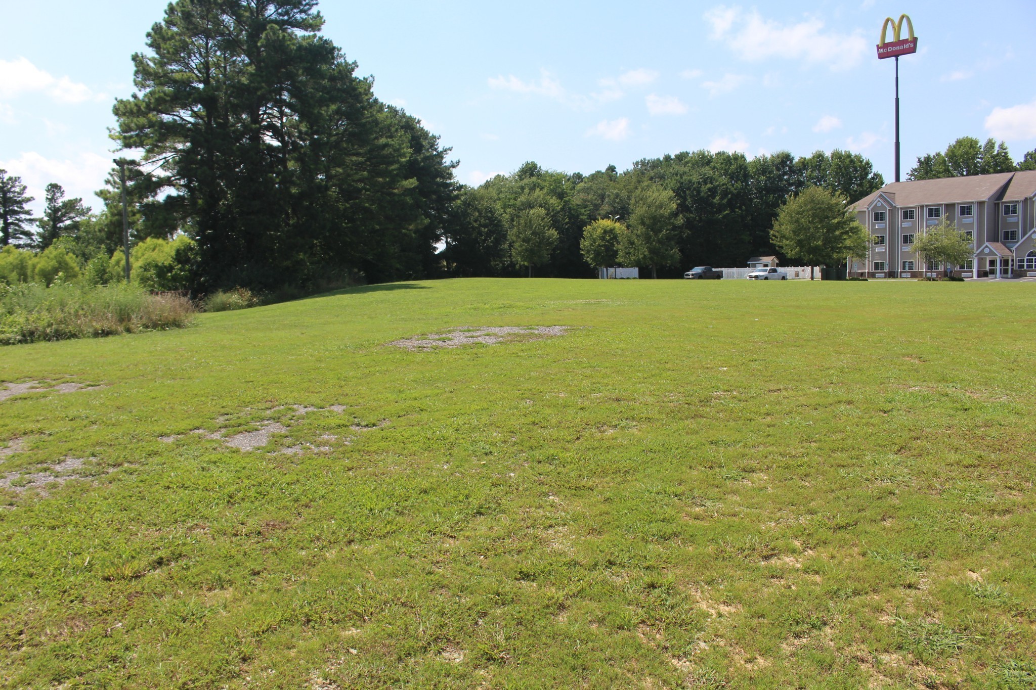 155 Expressway Dr