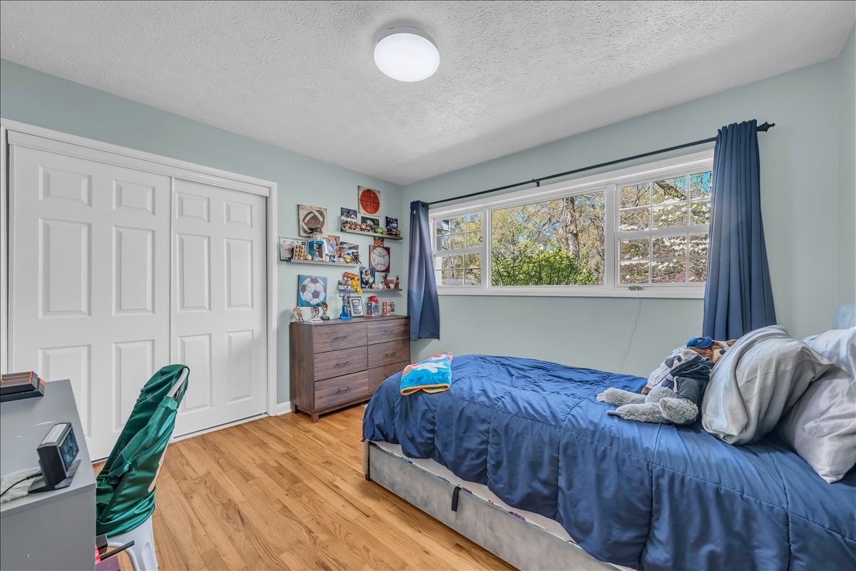 105 Inglewood Dr