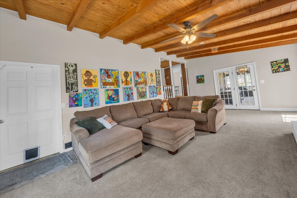 105 Inglewood Dr