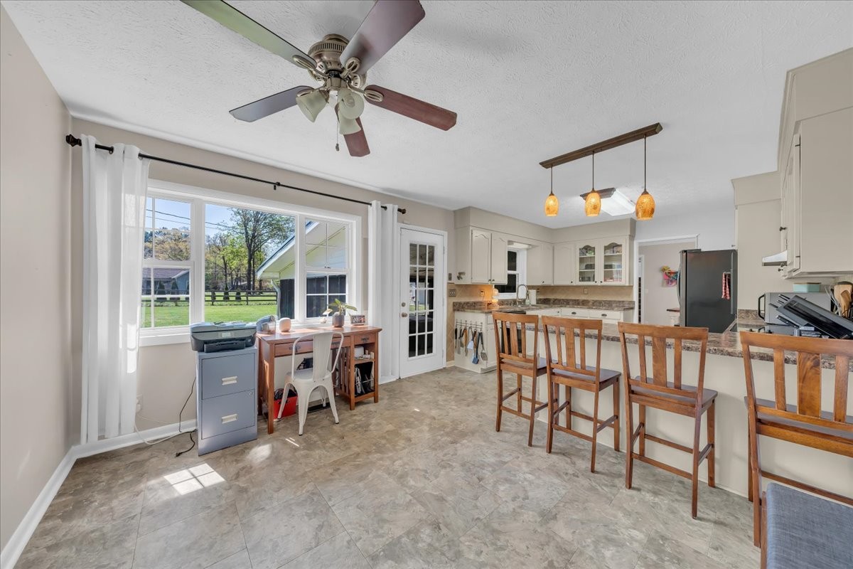 105 Inglewood Dr