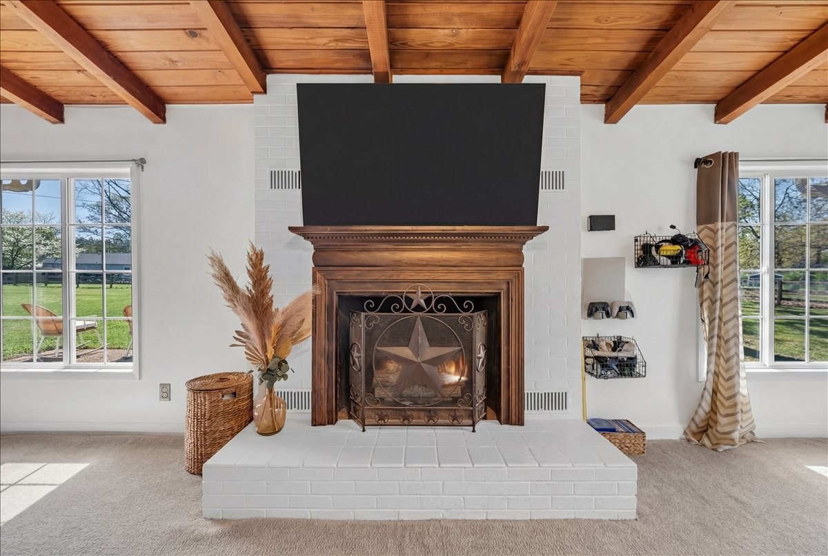 105 Inglewood Dr