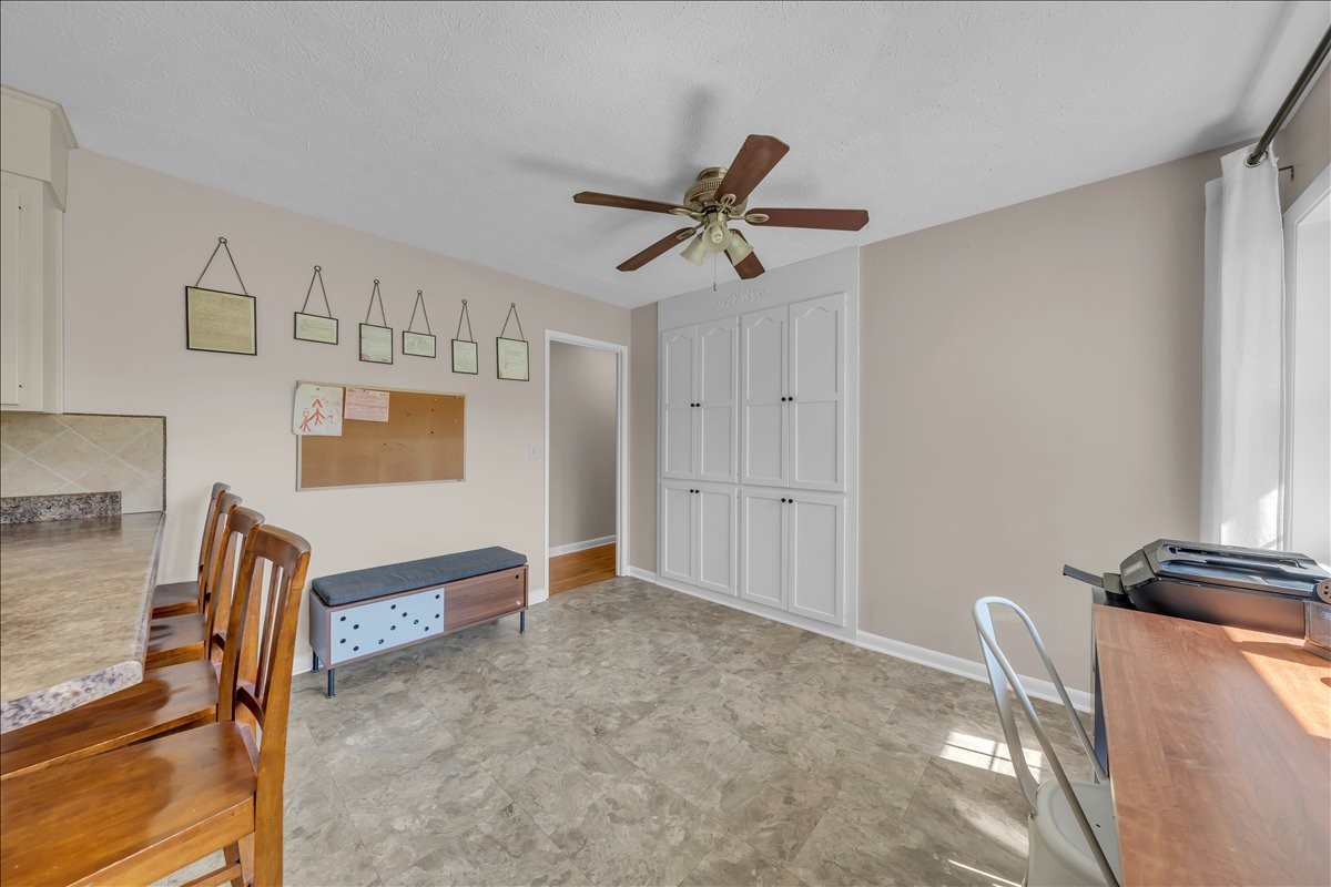 105 Inglewood Dr