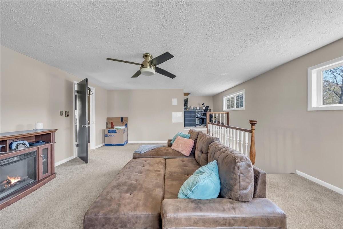 105 Inglewood Dr