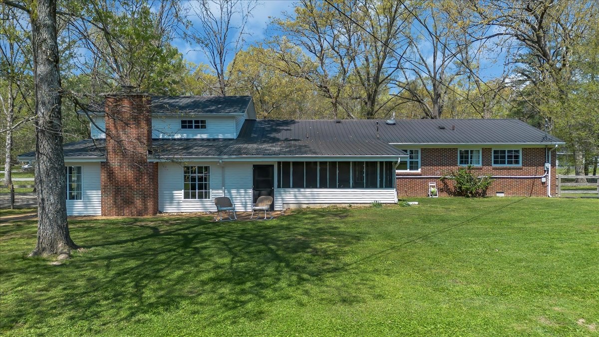 105 Inglewood Dr