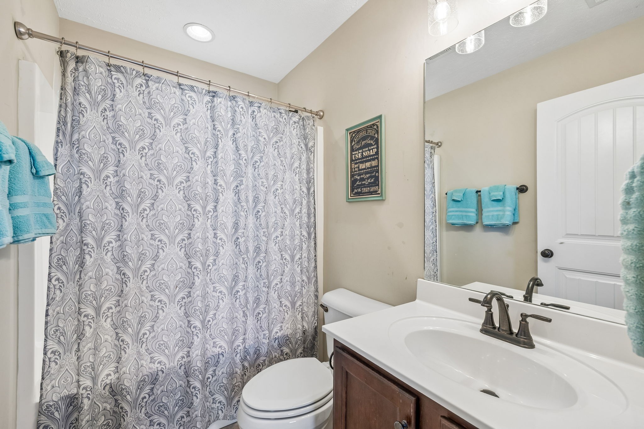 2928 Ronstadt Dr