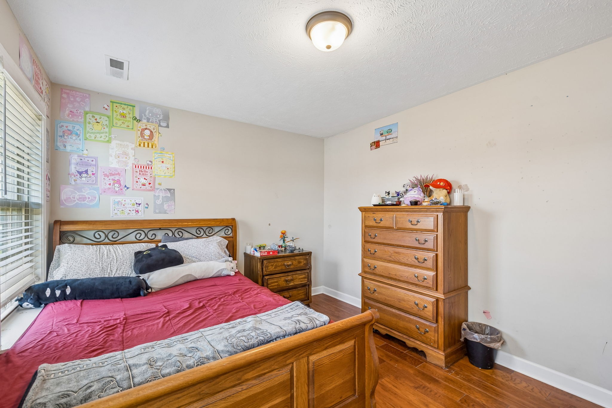 2928 Ronstadt Dr