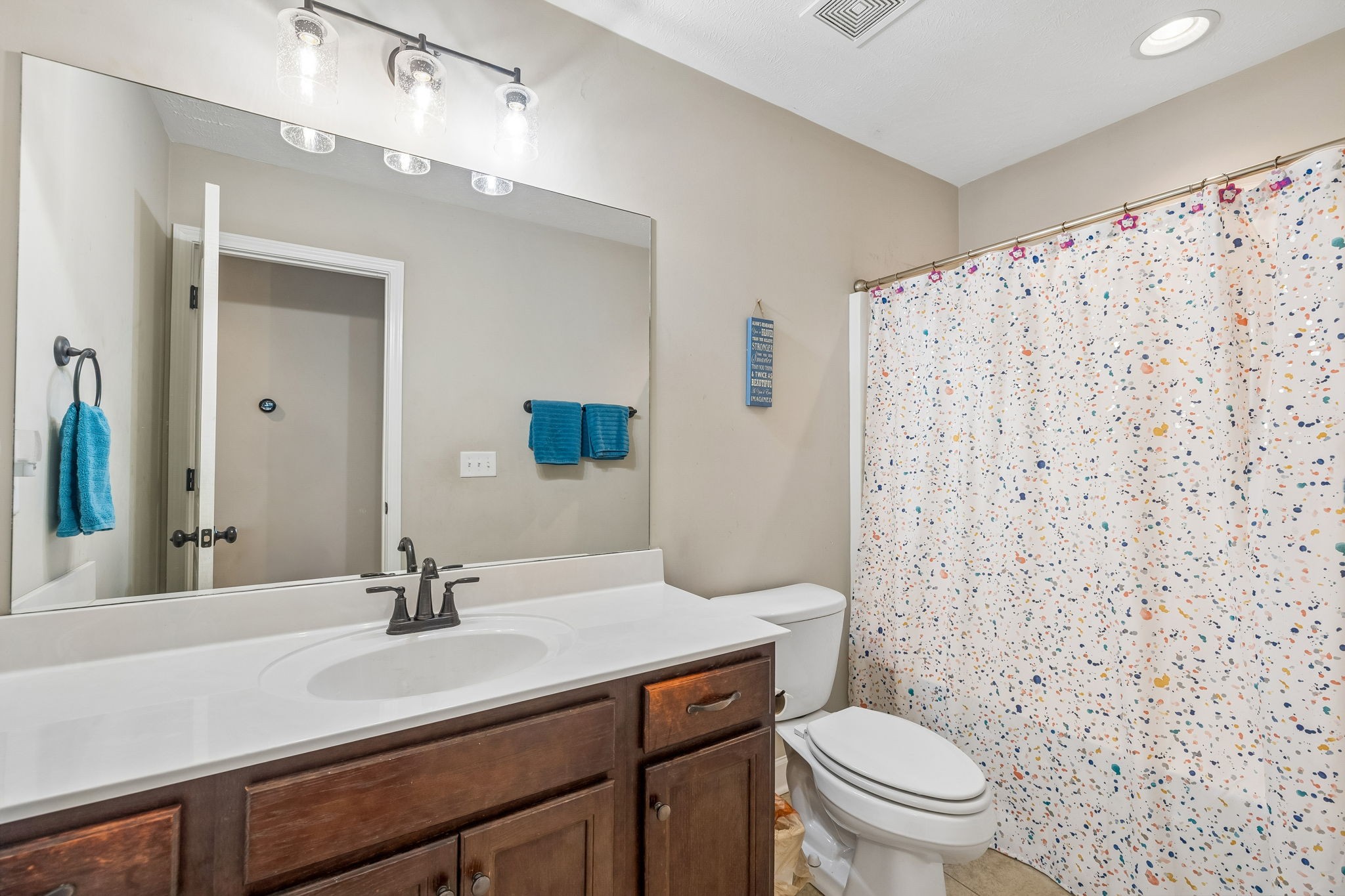 2928 Ronstadt Dr