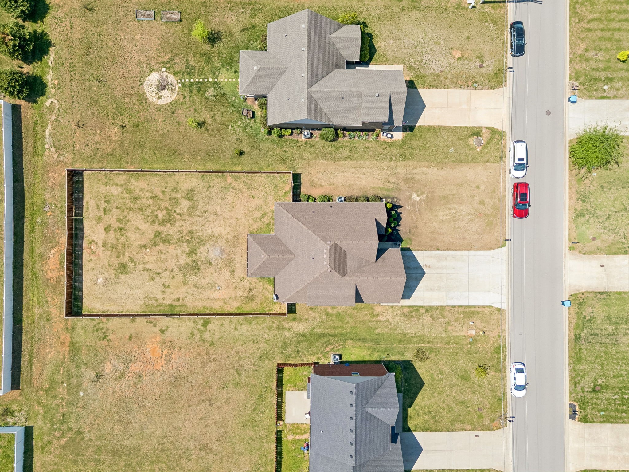 2928 Ronstadt Dr