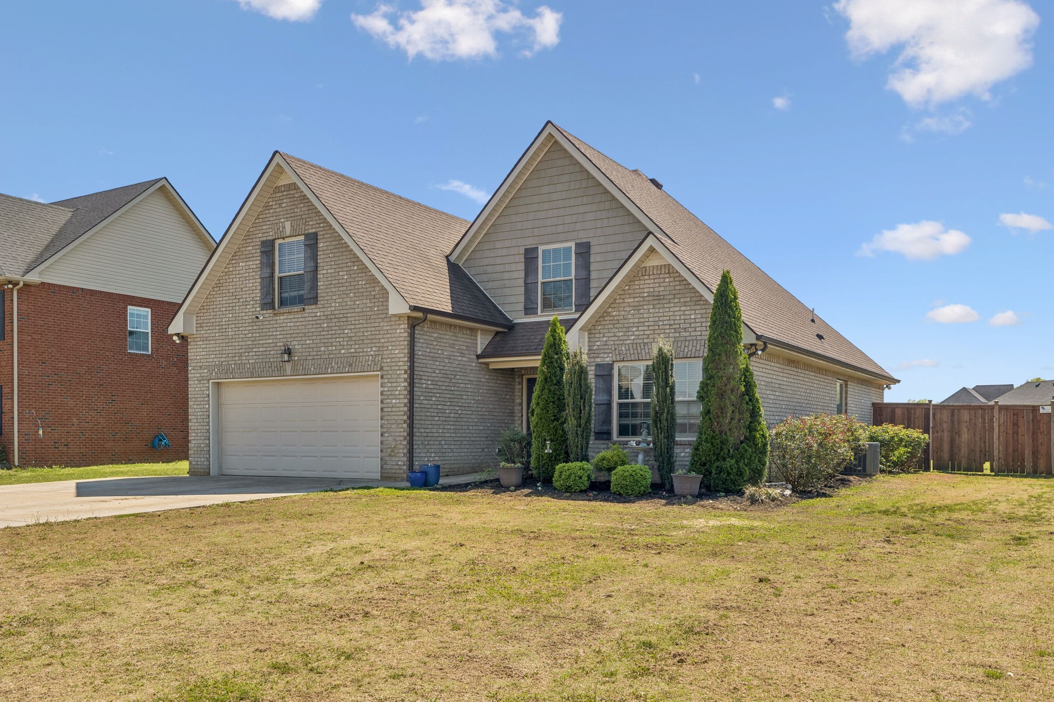 2928 Ronstadt Dr