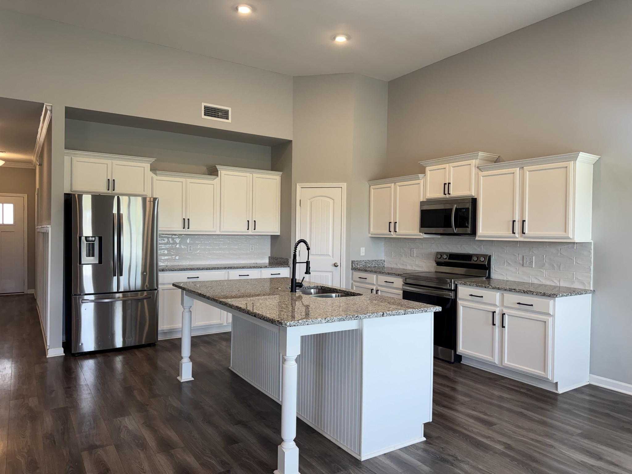3526 Plum Leaf Pl