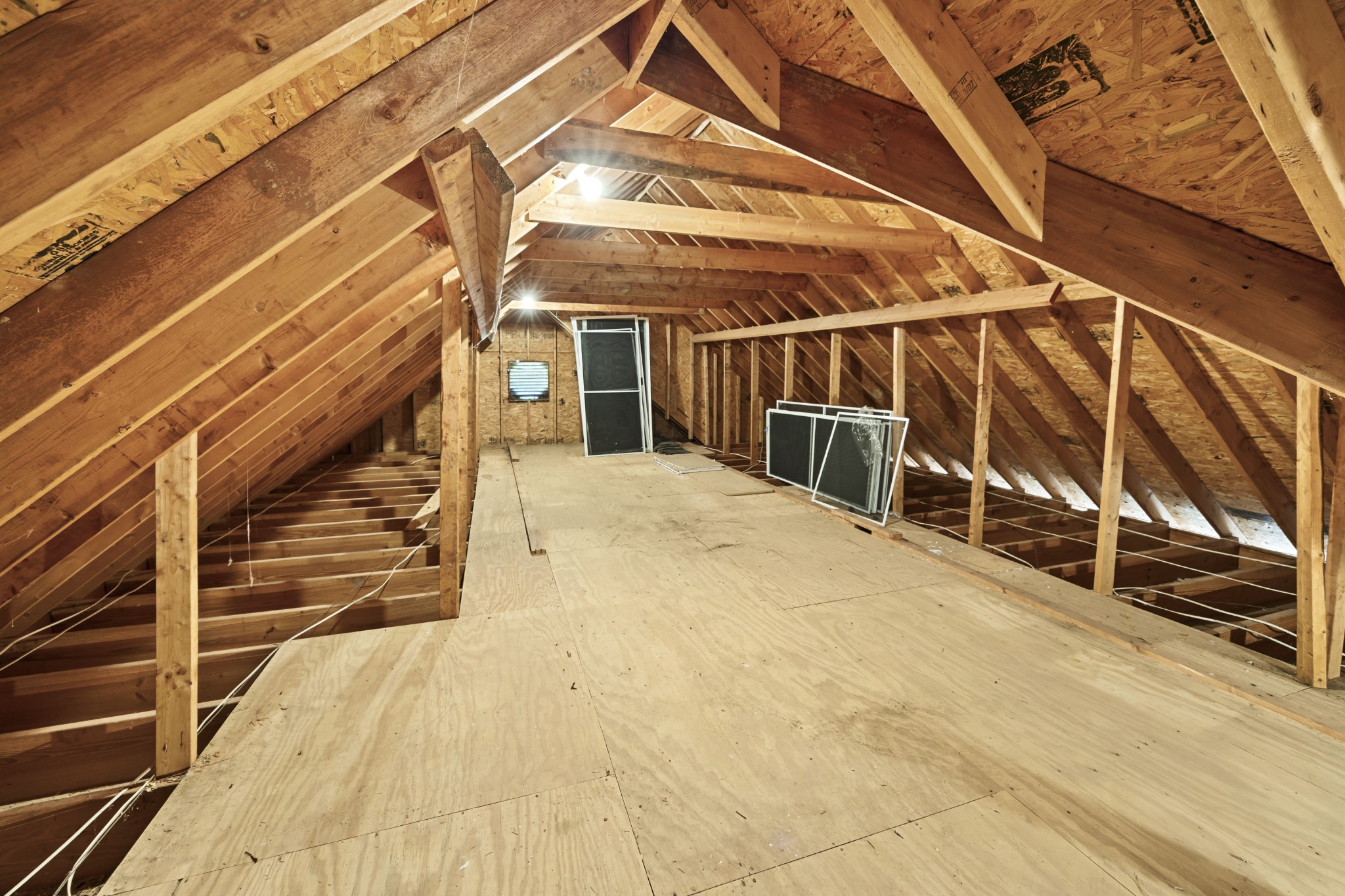 54 Foyer Dr