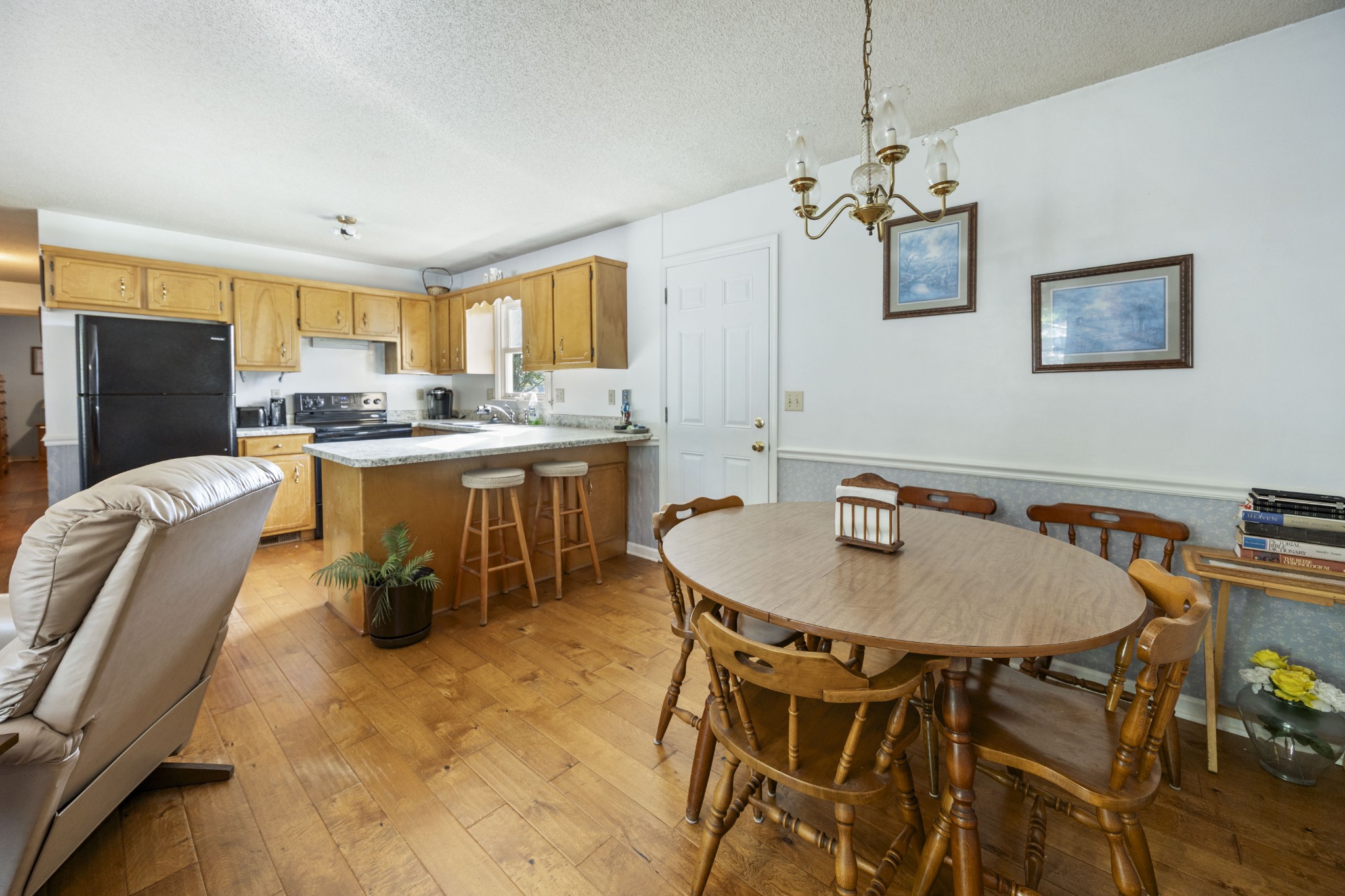180 Woods Edge Rd