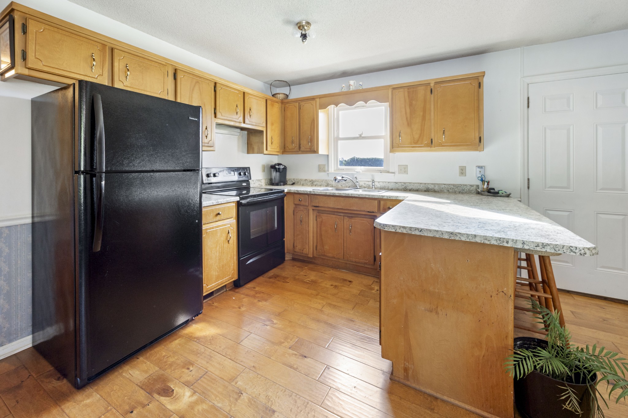180 Woods Edge Rd