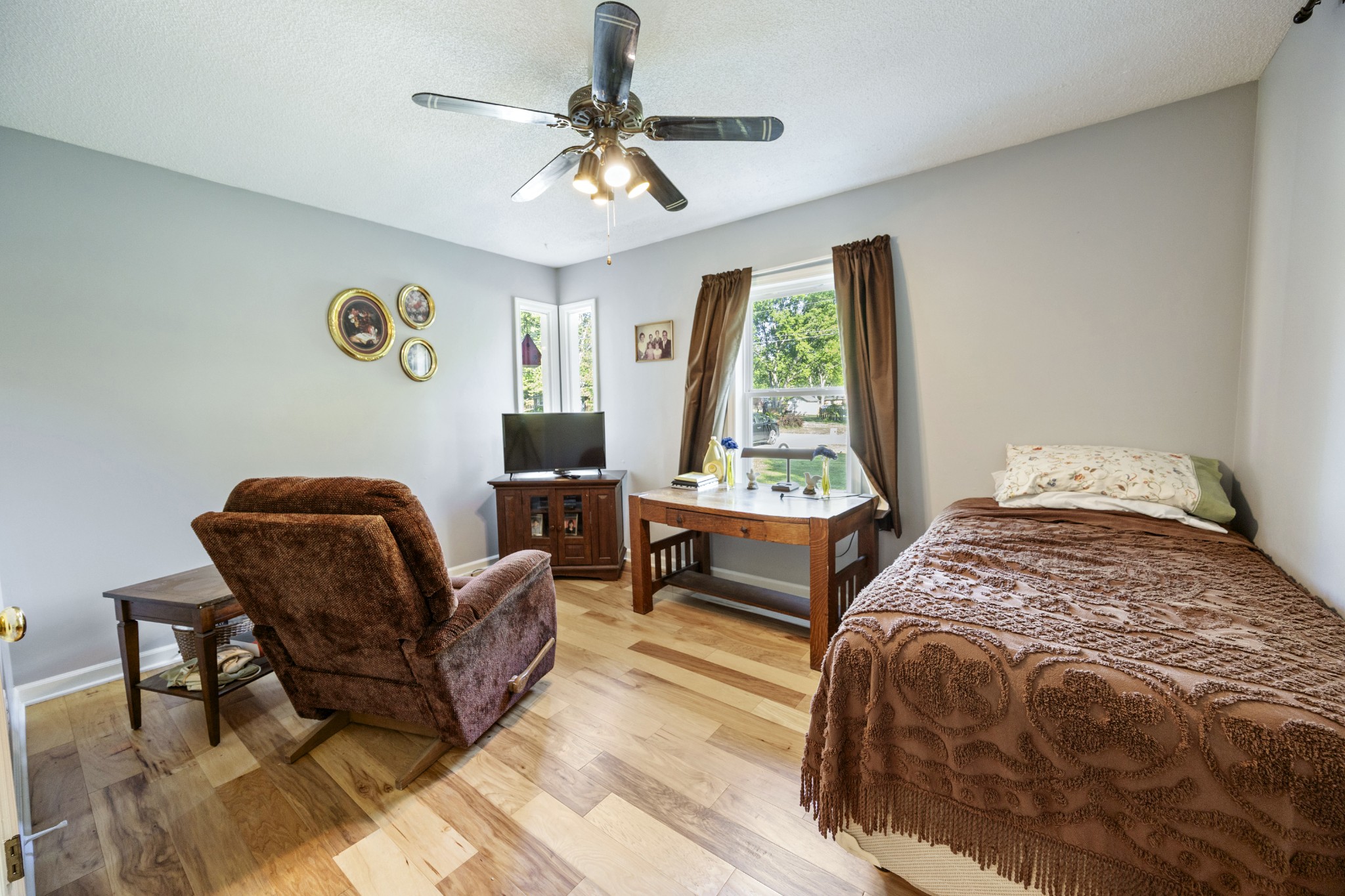 180 Woods Edge Rd