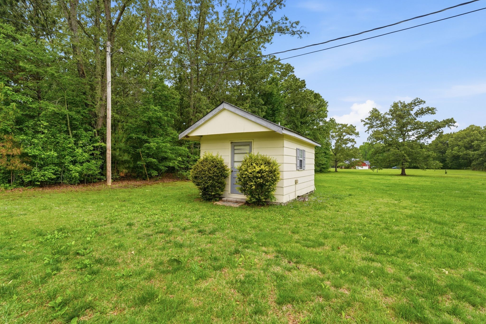 194 Hickory Dr
