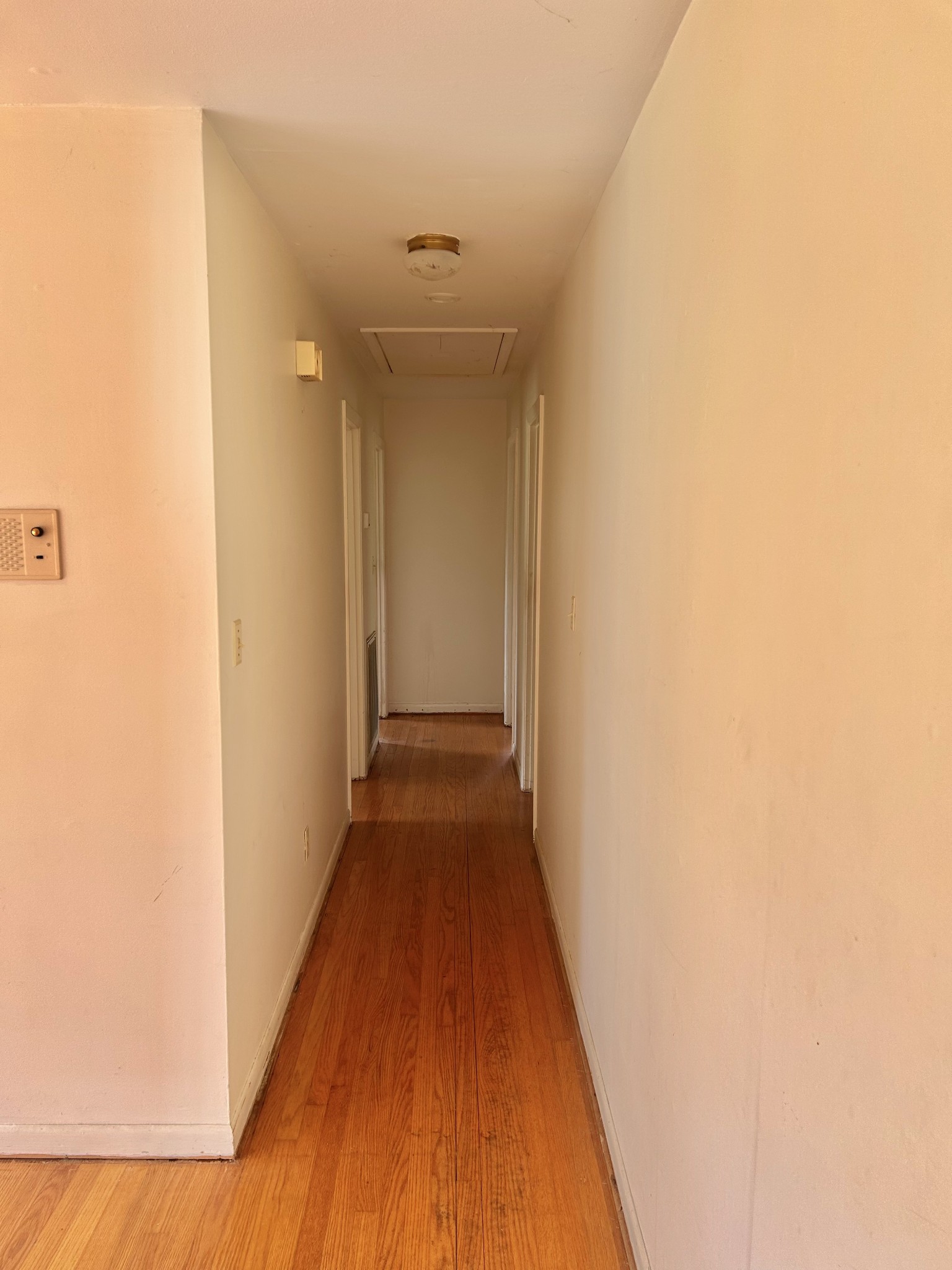 313 Crestwood Dr