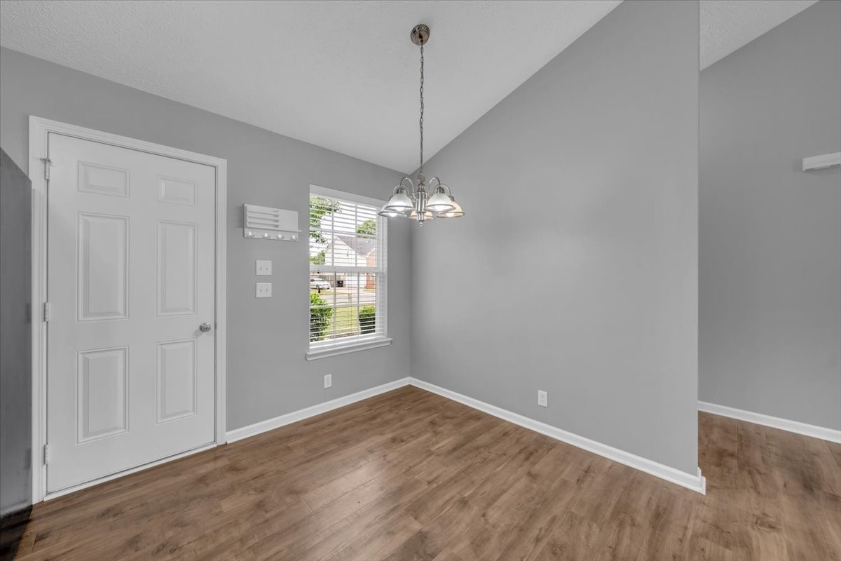 3325 Perlino Dr
