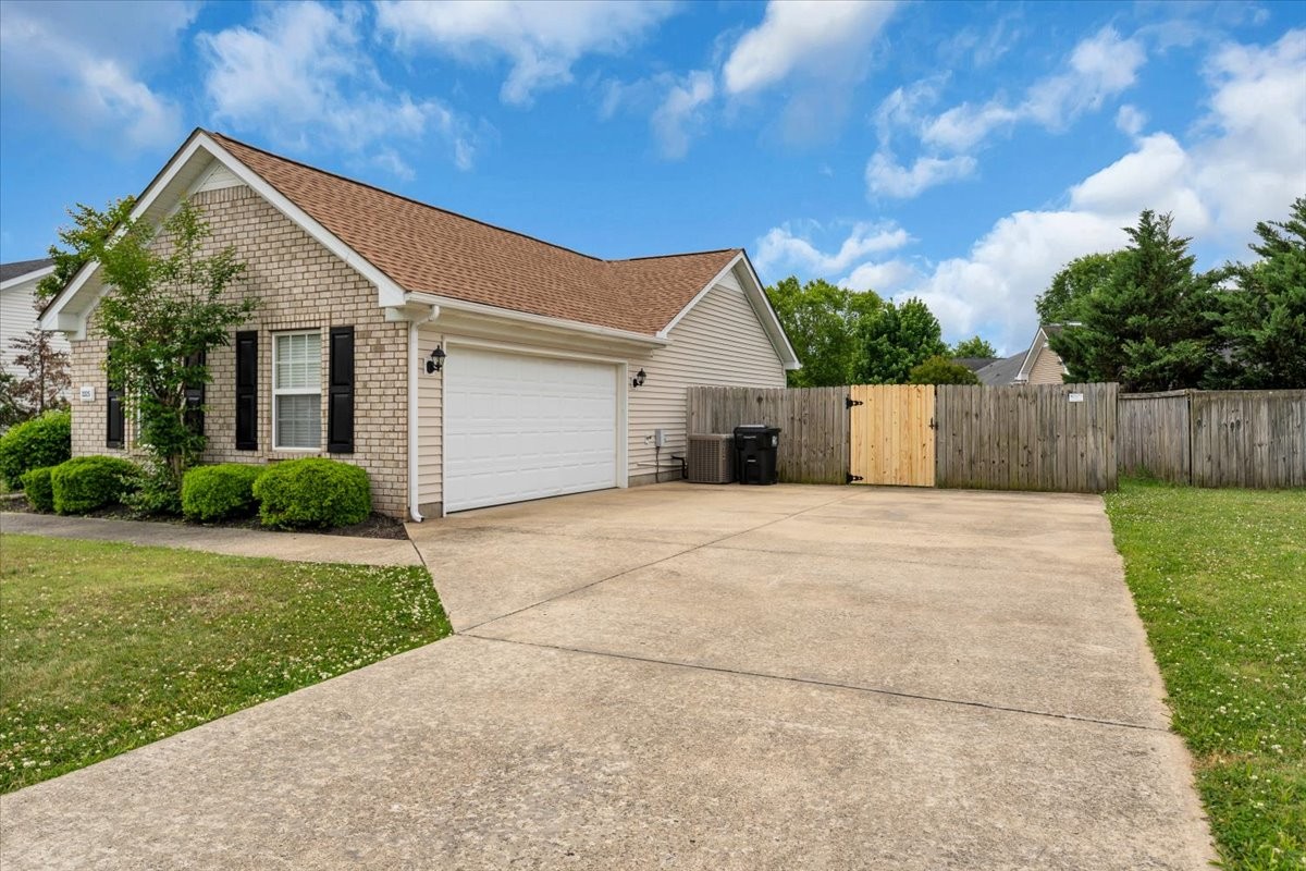 3325 Perlino Dr