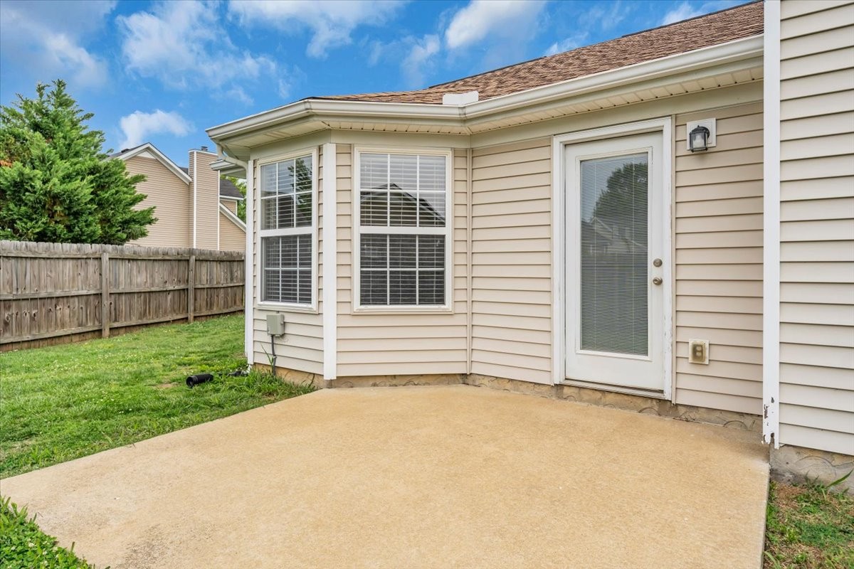 3325 Perlino Dr