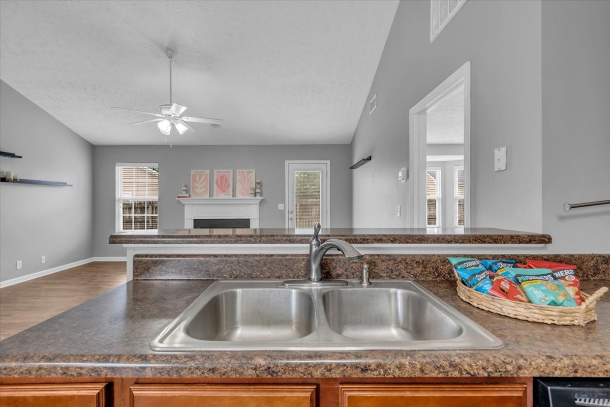 3325 Perlino Dr