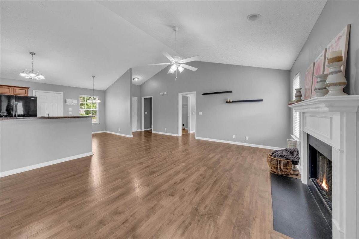3325 Perlino Dr