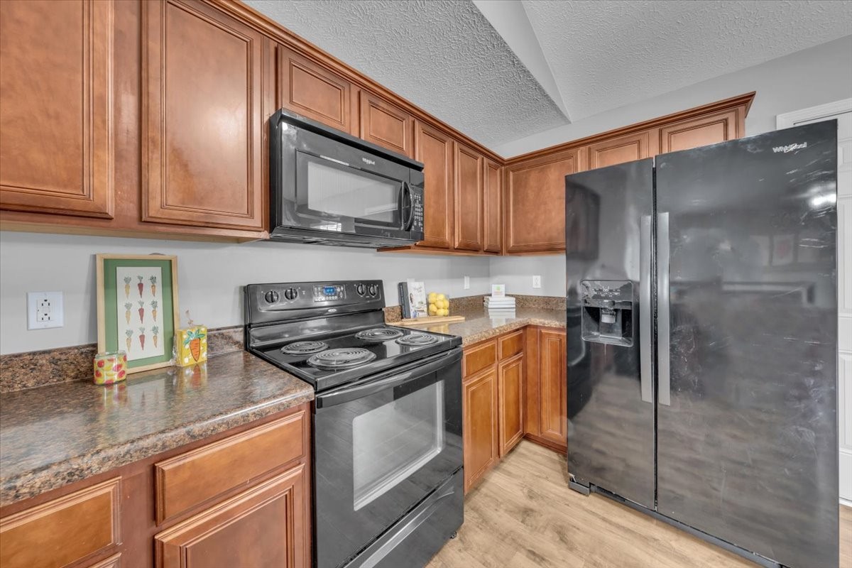 3325 Perlino Dr